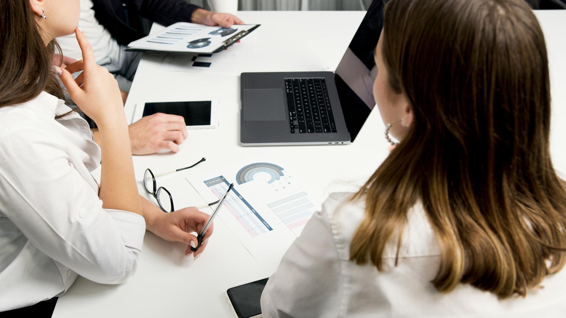 Projektelszámolás és szakmai beszámoló - Harmónia Wellness & Services Kft.